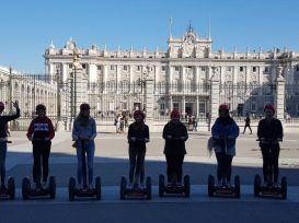 12 El Palacio Real y alumnos de Capicúa